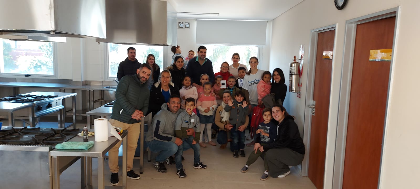 UTHGRA Paraná realizó un taller didáctico para hijos de afiliados