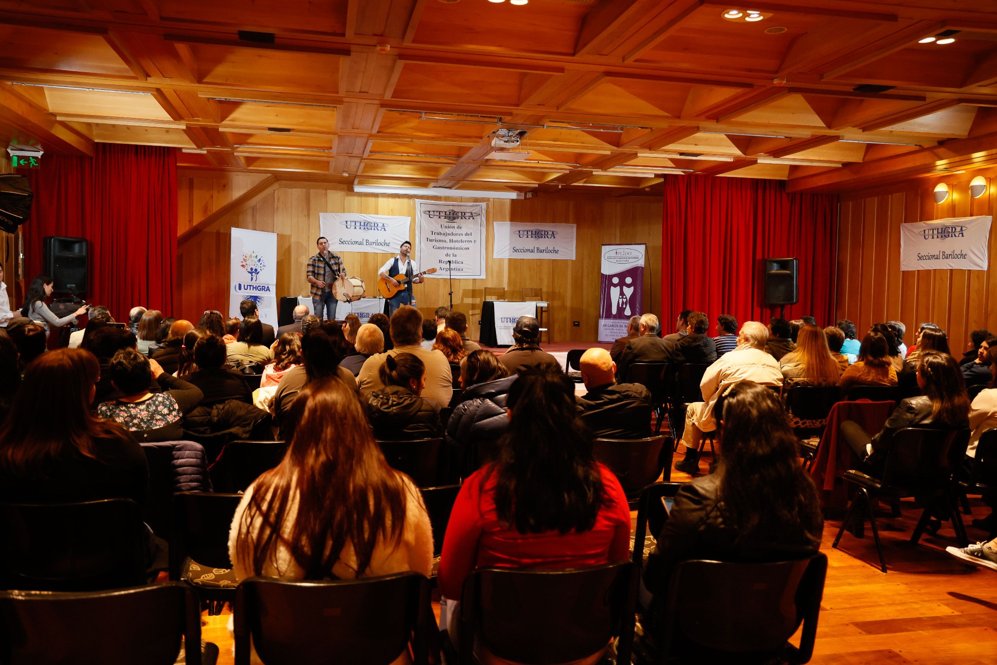 Festejos y reconocimientos por el Día del Gastronómico en la UTHGRA Bariloche
