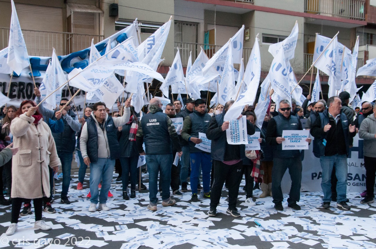 UTHGRA realiza reclamos por salarios dignos en las principales zonas turísticas del país