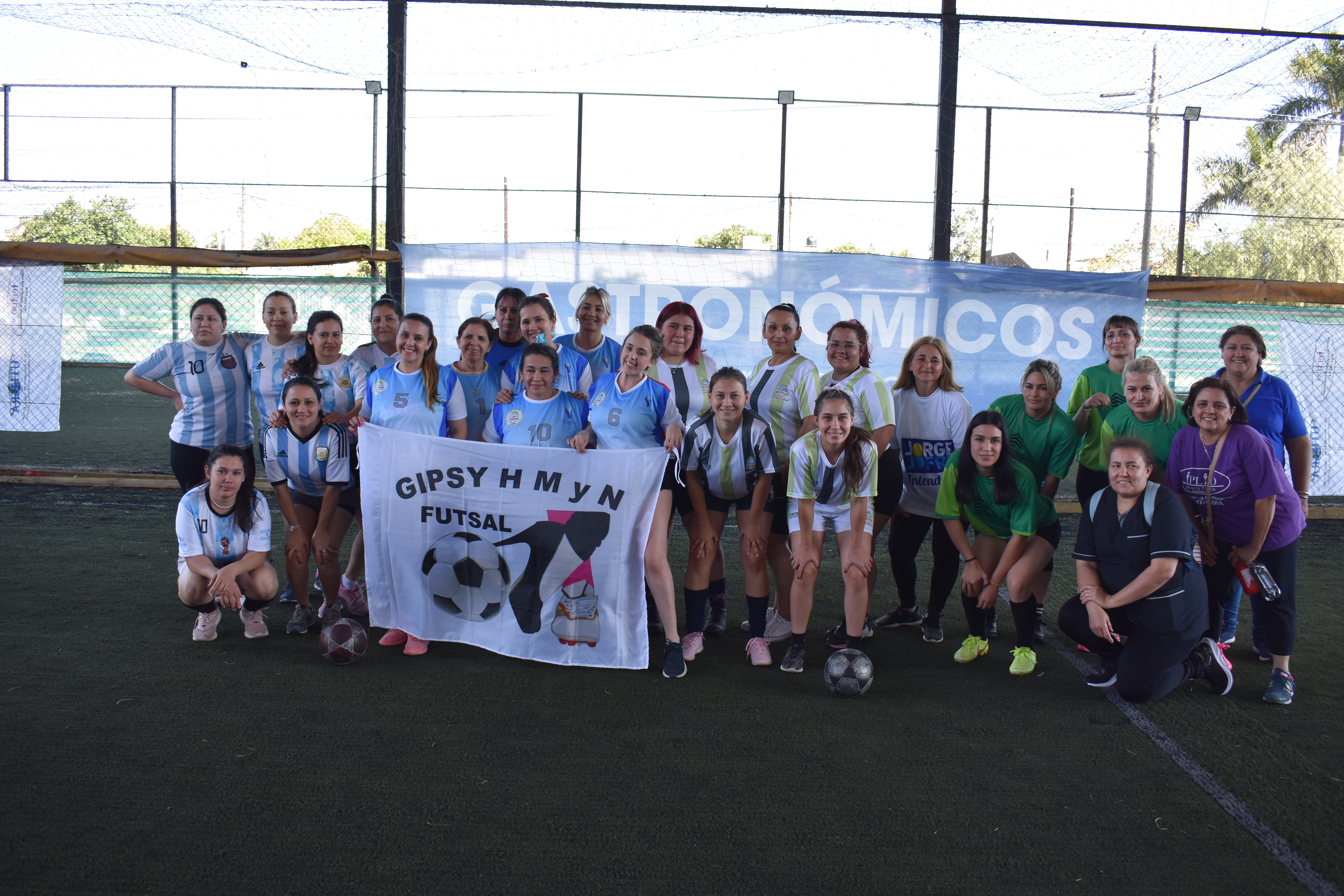 Primer Torneo Gastronómico de Fútbol Femenino “Copa Luis Barrionuevo” en UTHGRA Formosa