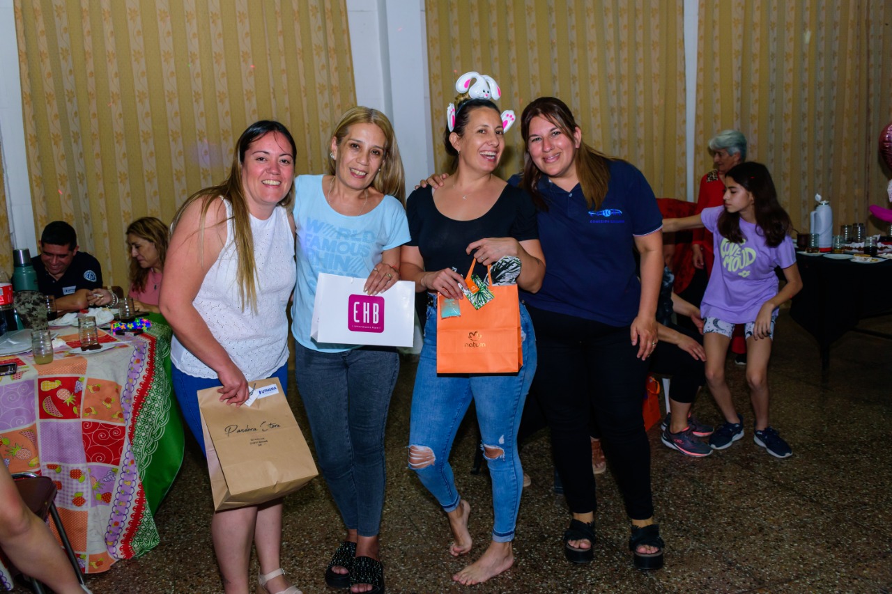 La UTHGRA Villa Mercedes celebró el Día de la Madre en la seccional