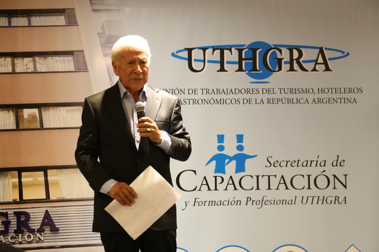 Argentino Geneiro formará parte del Consejo Académico de la UMET