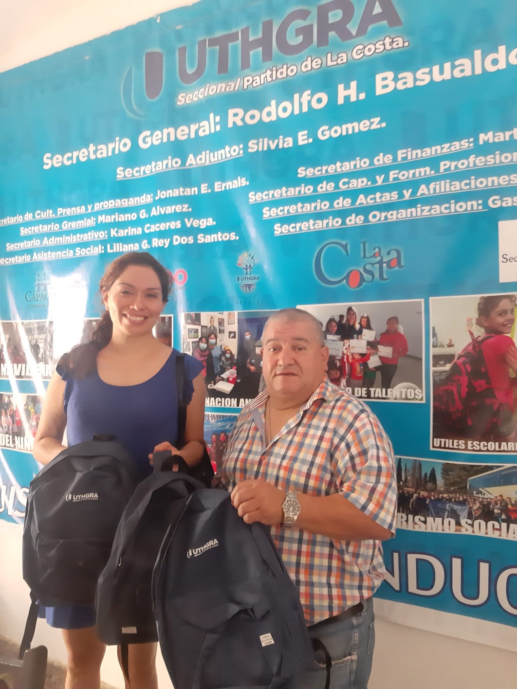 UTHGRA Partido de la Costa entregó útiles escolares