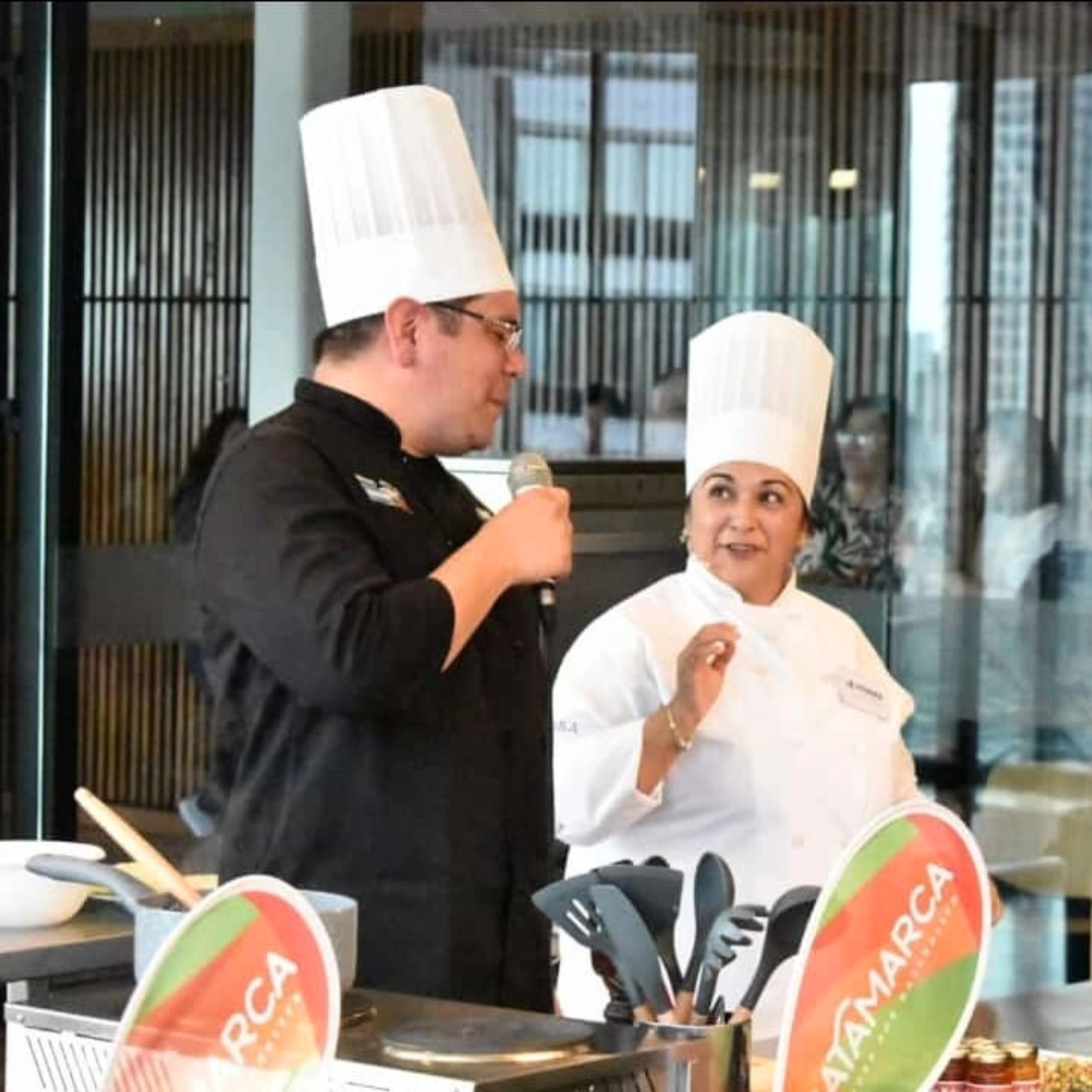 UTHGRA Catamarca presentó a sus cocineros y docentes en un evento de cocina abierta