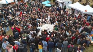UTHGRA San Nicolás: alumnos del CFL N°403 de San Pedro elaboraron una ensaimada de dos metros