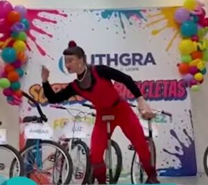 Juegos, premios, sorpresas y sorteos de bicicletas por el Día de la Niñez en UTHGRA Luján